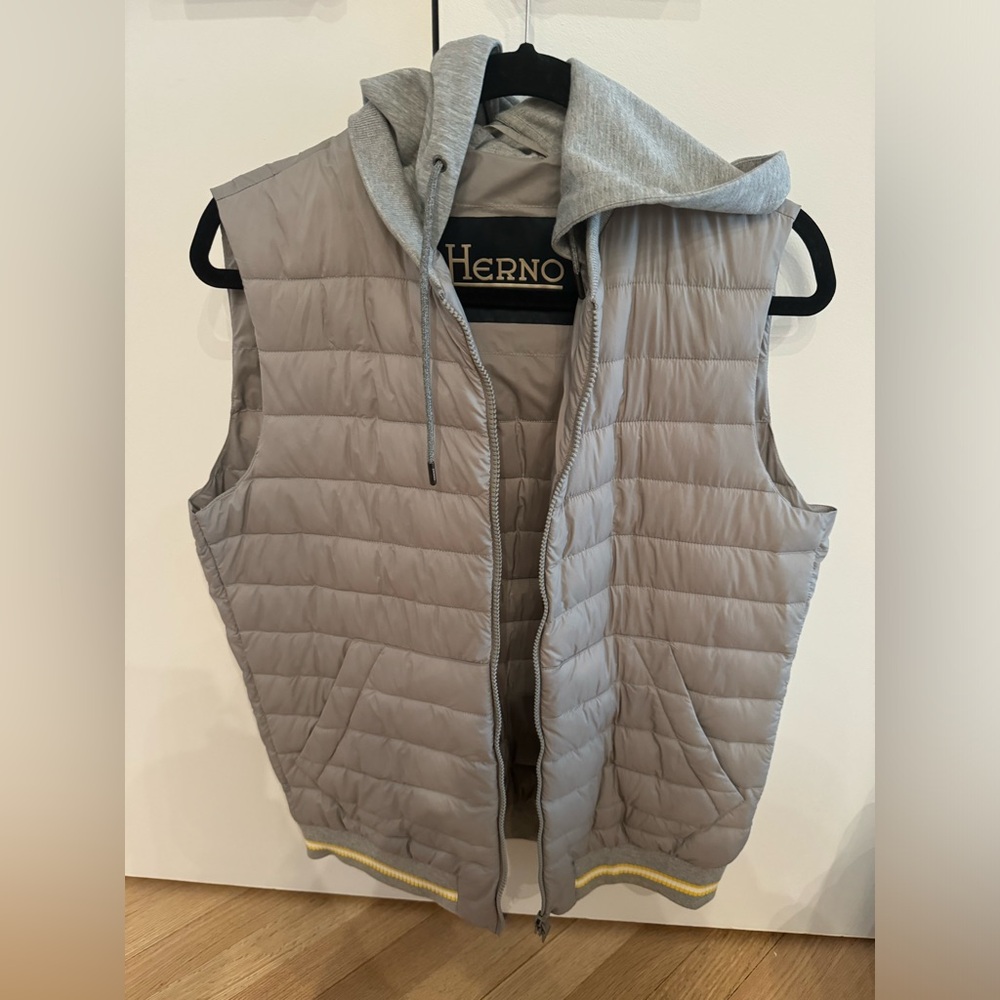 Men’s Herno Vest - Size 50 in great condition